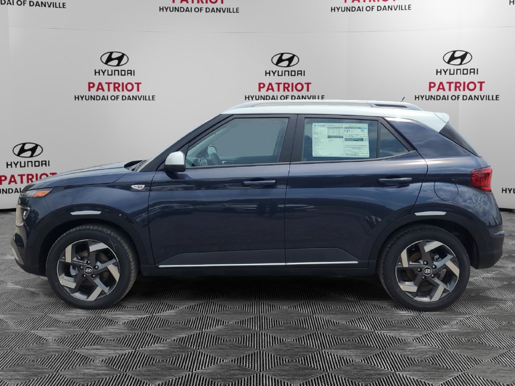 Used 2026 Hyundai Venue SEL FWD image 6