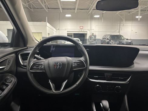 Used 2025 Buick Encore GX Preferred image 33