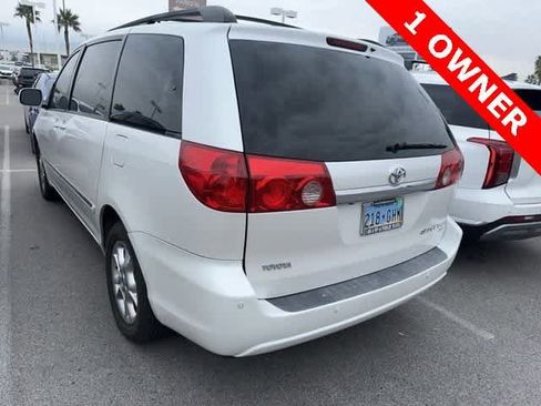 Used 2006 Toyota Sienna XLE Limited image 2