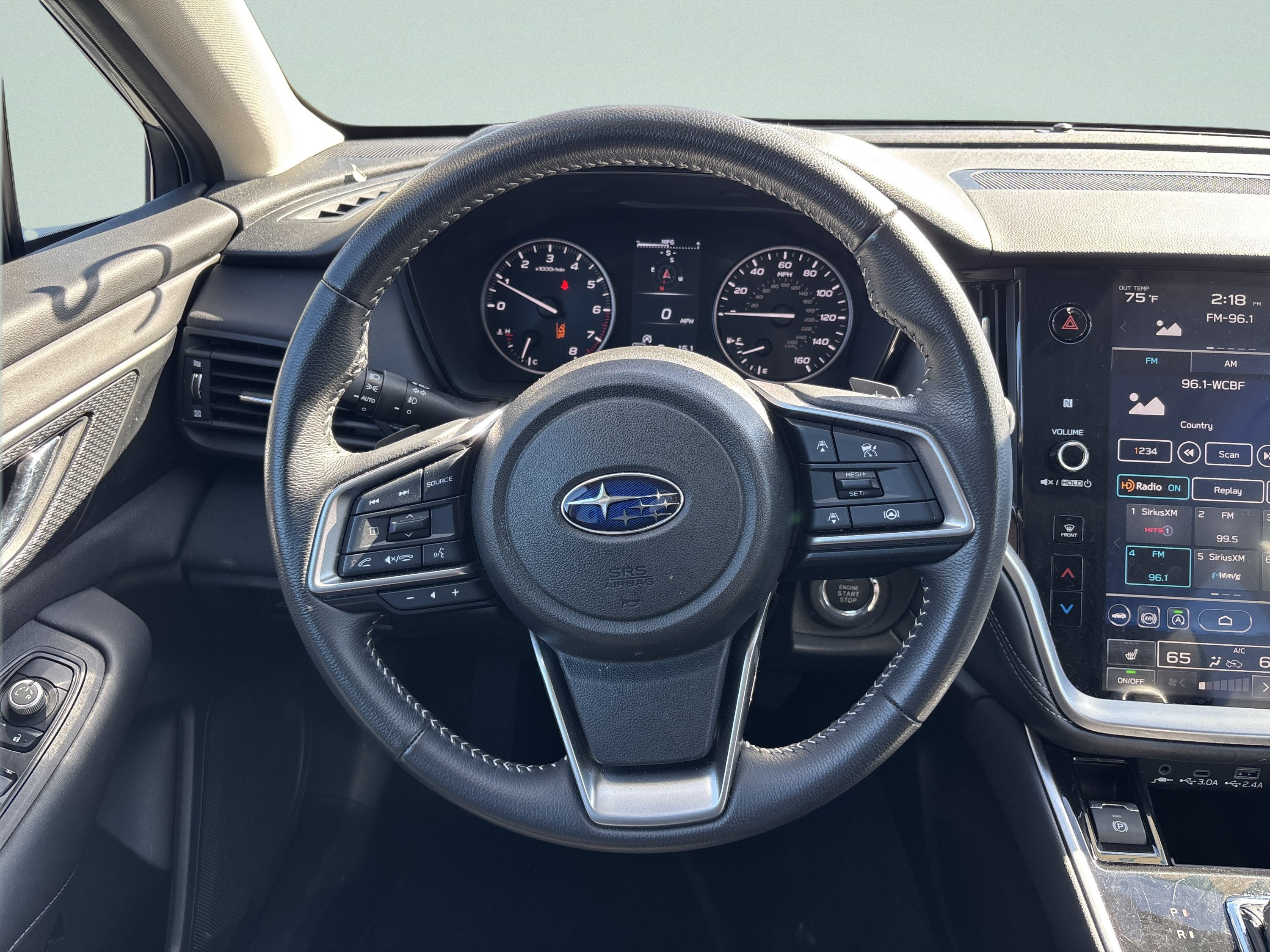 Used 2025 Subaru Outback Premium AWD/4WD image 25