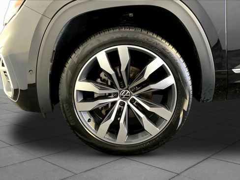 Used 2023 Volkswagen Atlas Cross Sport SEL Premium R-Line AWD/4WD image 19