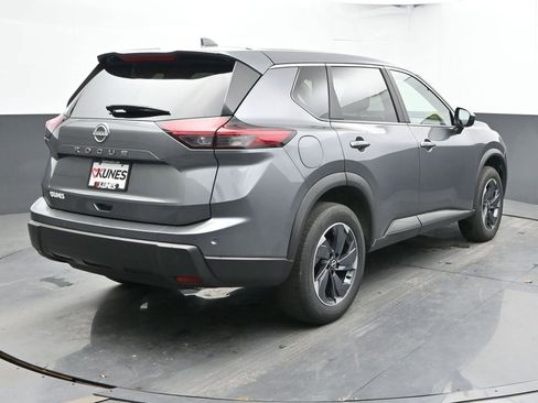 Used 2025 Nissan Rogue SV FWD image 10