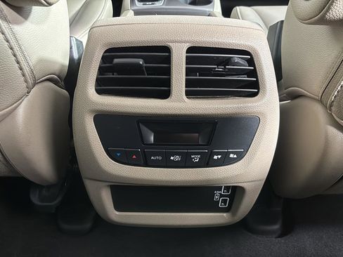 Used 2019 Honda Pilot EX-L image 19
