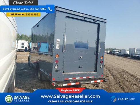 Used 2021 Ford Transit 350 DRW RWD image 3
