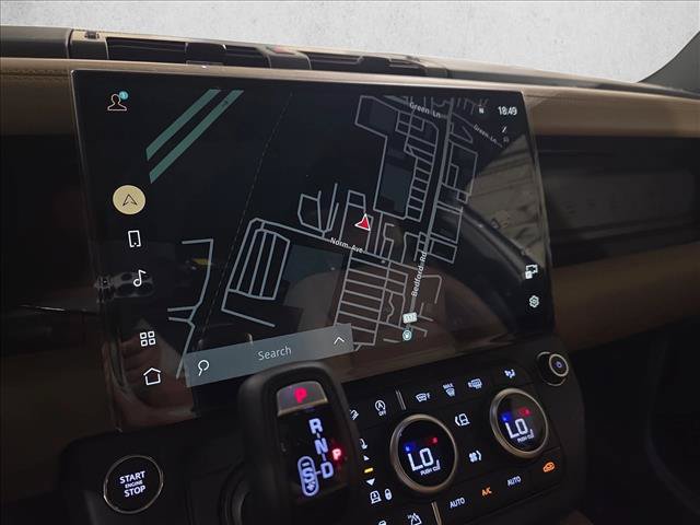 New 2026 Land Rover Defender 110 X-Dynamic SE AWD/4WD image 21