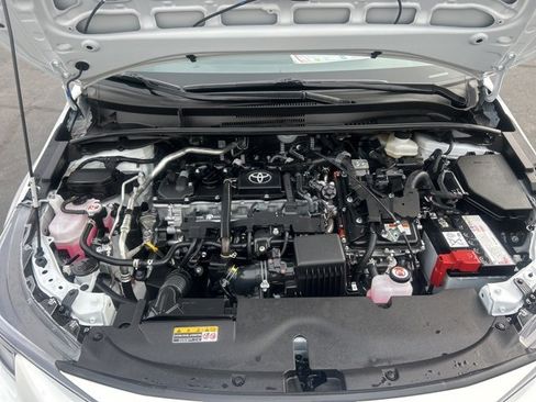 Used 2025 Toyota Corolla SE image 11