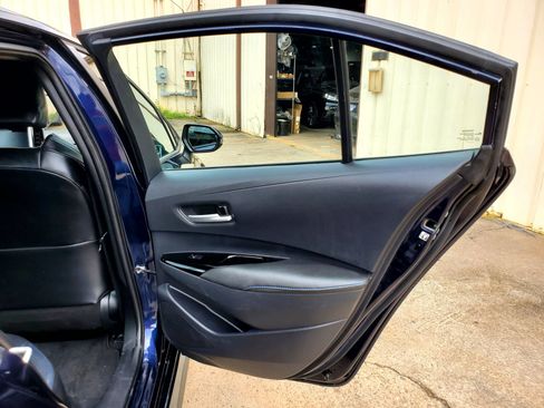 Used 2020 Toyota Corolla XSE FWD image 25