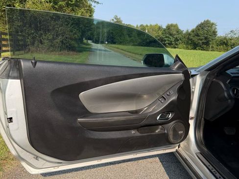 Used 2010 Chevrolet Camaro SS w/ RS Package RWD image 13