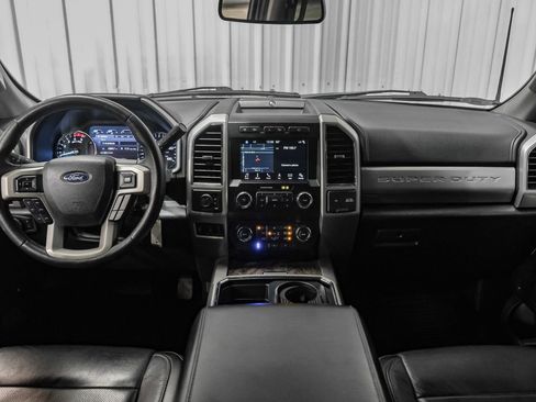 Used 2019 Ford F350 Lariat w/ Lariat Value Package AWD/4WD image 13