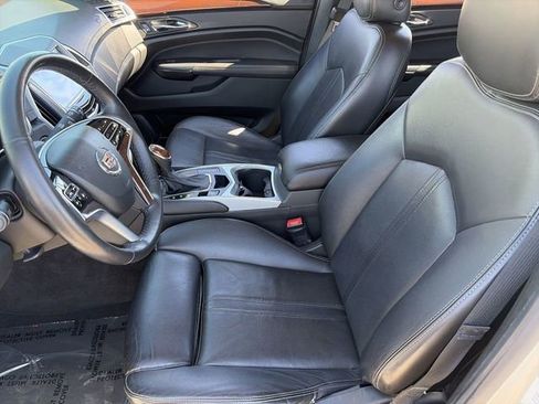 Used 2013 Cadillac SRX Luxury image 20