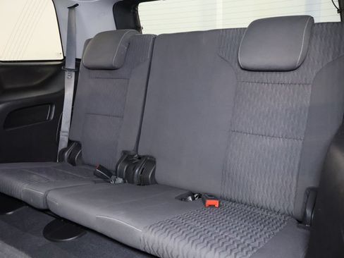 Used 2019 GMC Yukon SLE w/ HD Trailering Package AWD/4WD image 15