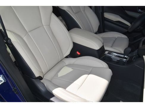 New 2026 Subaru Ascent Limited AWD/4WD image 32