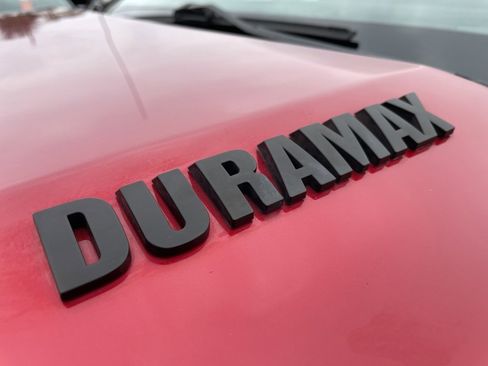 Used 2024 Chevrolet Silverado 1500 RST w/ Z71 Off-Road Package image 2