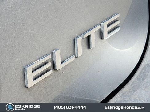 Used 2022 Honda Odyssey Elite image 12