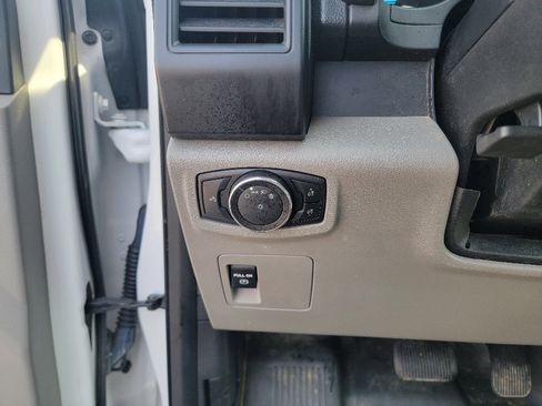 Used 2018 Ford F150 XL w/ Equipment Group 101A Mid image 14