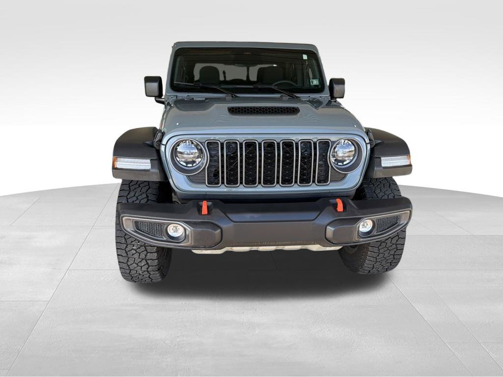 Used 2026 Jeep Gladiator Mojave AWD/4WD image 8