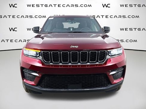 New 2025 Jeep Grand Cherokee Laredo X w/ Luxury Tech Group I image 4