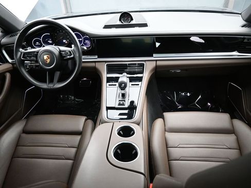 Used 2022 Porsche Panamera 4S image 27