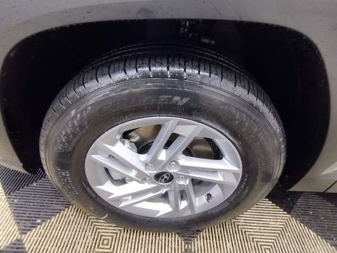 New 2026 Hyundai Tucson SE image 8