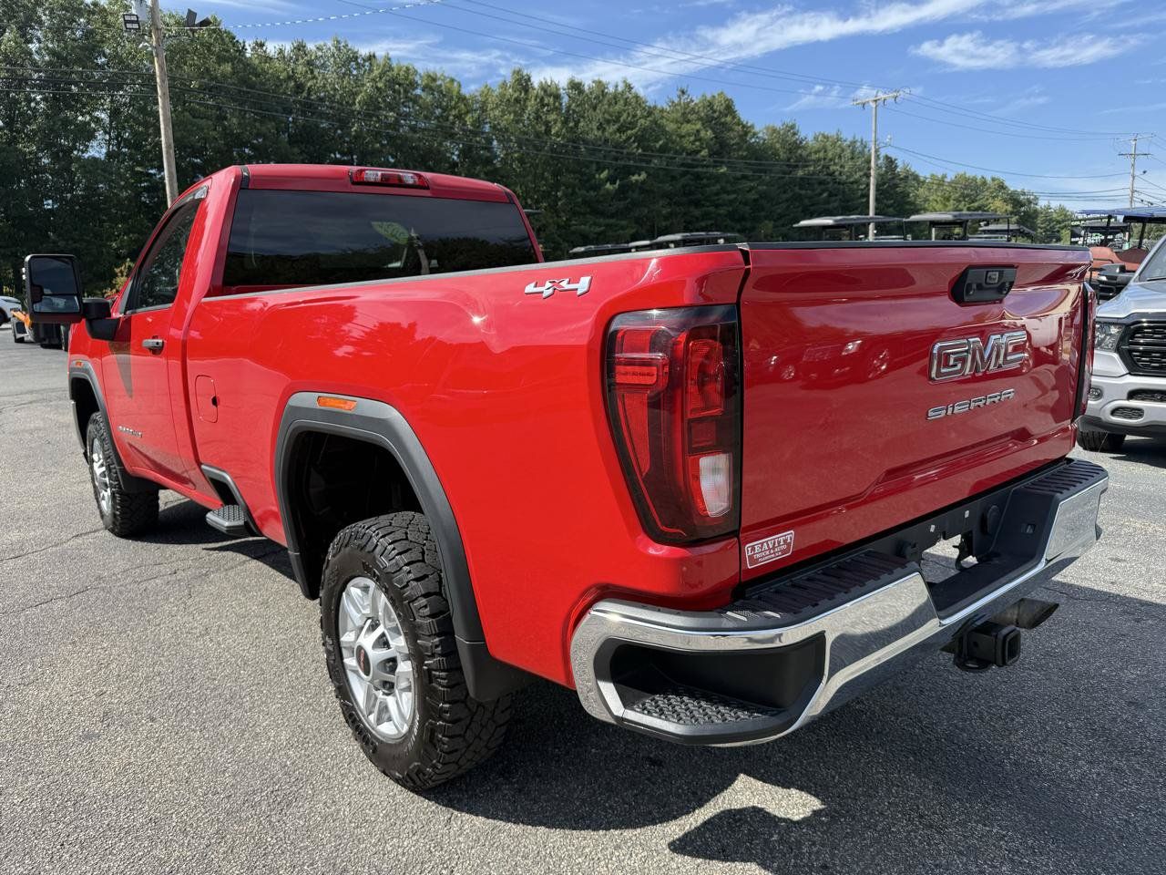 Used 2022 GMC Sierra 3500 Pro w/ Convenience Package AWD/4WD image 11
