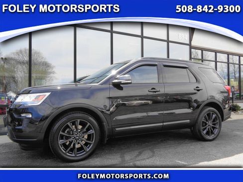 Used 2019 Ford Explorer XLT w/ Equipment Group 202A image 1