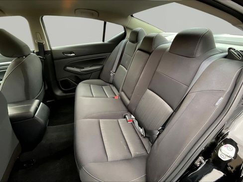 Used 2022 Nissan Altima 2.5 SV FWD image 21
