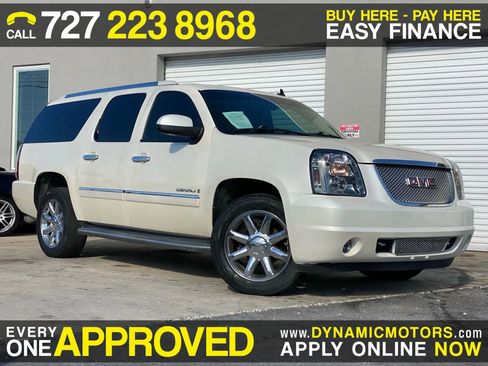 Used 2009 GMC Yukon XL Denali image 1