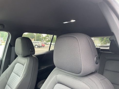 New 2026 Chevrolet Equinox LT w/ Safety and Technology Package FWD image 13
