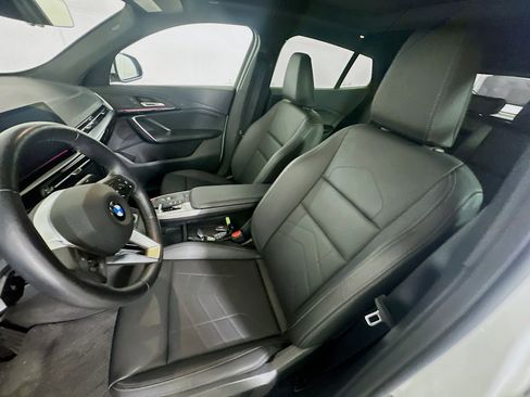 Used 2025 BMW X2 xDrive28i AWD/4WD image 13