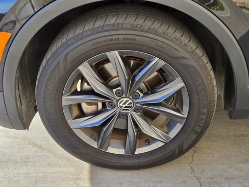 Used 2022 Volkswagen Tiguan SE image 5