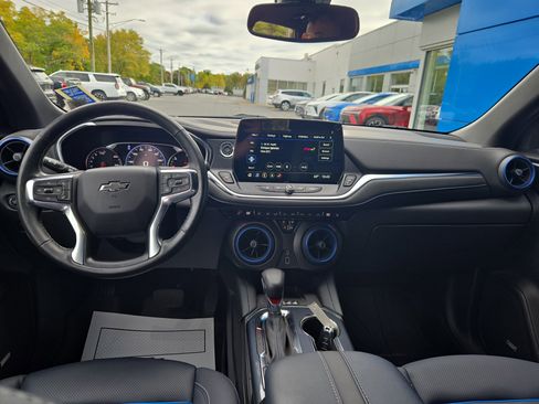 Certified 2024 Chevrolet Blazer RS w/ LPO, Floor Liner Package image 3