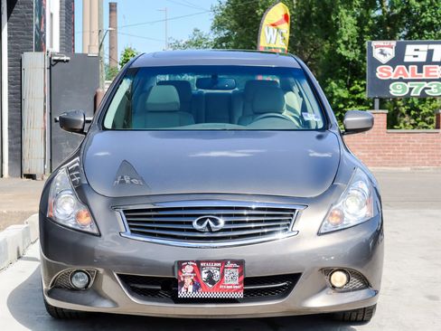 Used 2013 INFINITI G37 x Sedan w/ Premium Pkg AWD/4WD image 2