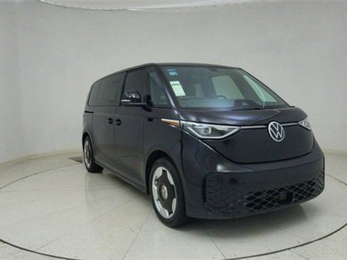 Used 2025 Volkswagen ID. Buzz Pro S image 59