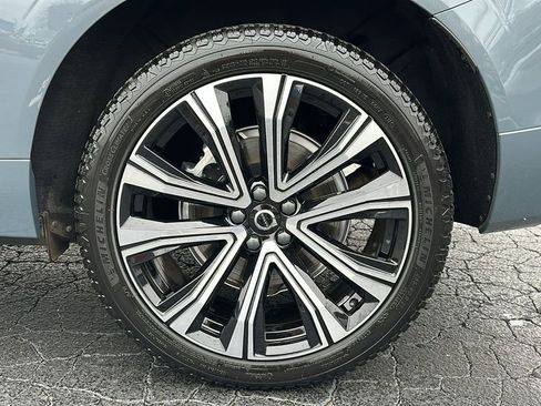 Used 2023 Volvo XC60 B6 Ultimate w/ Climate Package image 14