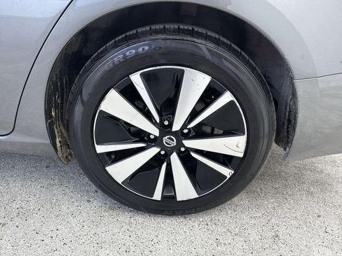 Used 2021 Nissan Altima 2.5 SV image 44