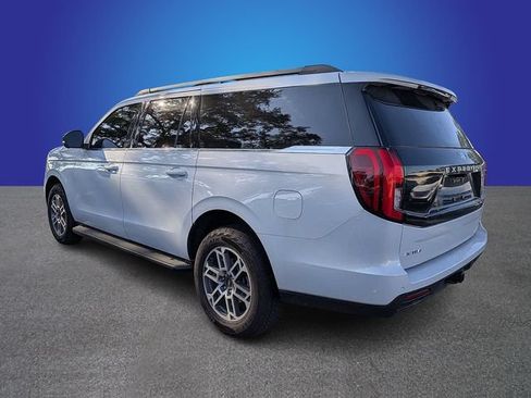 Used 2025 Ford Expedition Max Active AWD/4WD image 2