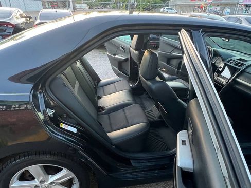 Used 2013 Toyota Camry SE FWD image 16
