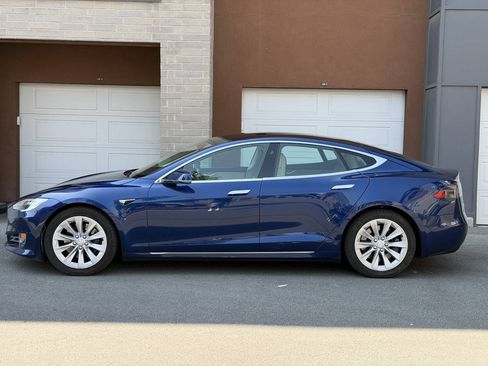 Used 2017 Tesla Model S 100D AWD/4WD image 2