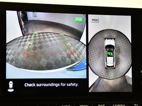 Used 2025 Mitsubishi Outlander SEL image 27