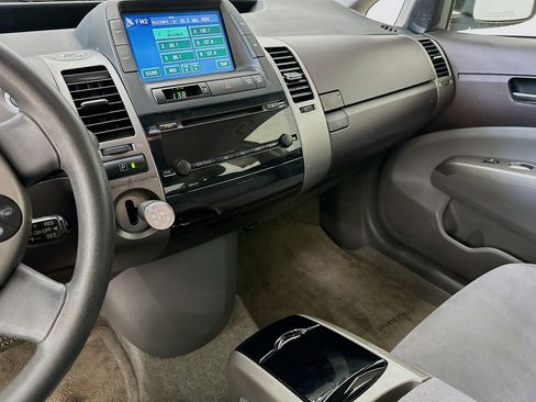 Used 2004 Toyota Prius image 24