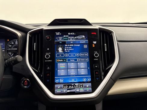 Used 2023 Subaru Ascent Limited w/ Technology Package AWD/4WD image 19