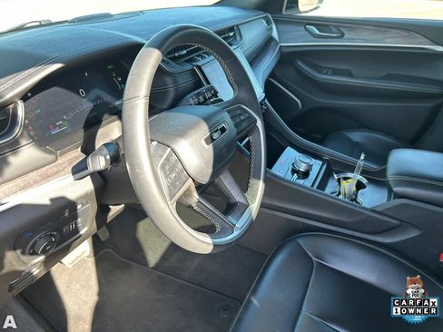 Certified 2024 Jeep Grand Cherokee Limited 4xe AWD/4WD image 19
