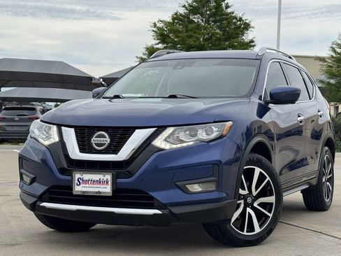 Used 2020 Nissan Rogue SL w/ Premium Package AWD/4WD image 2