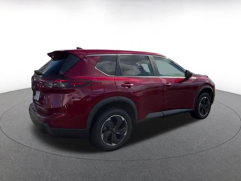 Used 2025 Nissan Rogue SV AWD/4WD image 12