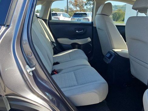 Used 2023 Honda HR-V LX image 26