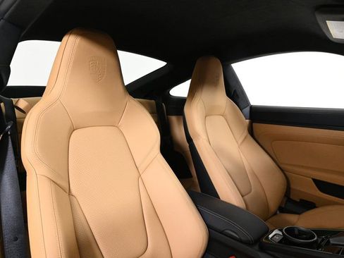 Used 2025 Porsche 911 GT3 image 18