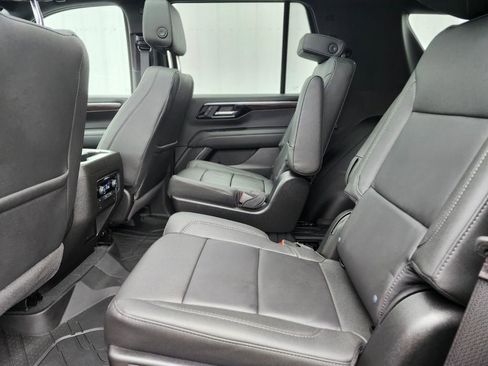 Used 2026 Chevrolet Tahoe Z71 w/ Comfort Package AWD/4WD image 14