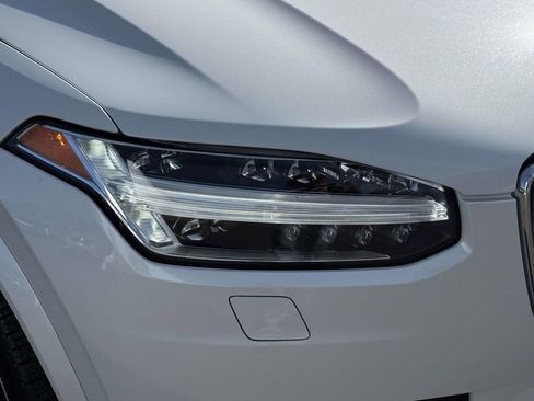 Certified 2023 Volvo XC90 B6 Plus w/ Protection Package Premier image 7