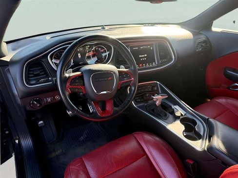Used 2018 Dodge Challenger GT w/ Driver Convenience Group AWD/4WD image 10