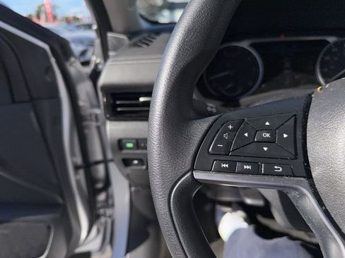 Used 2023 Nissan Sentra SV image 19